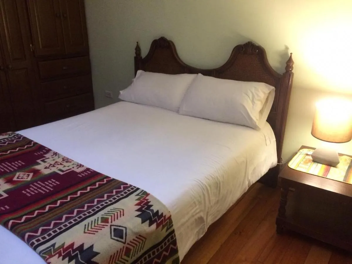 Huasi Lodge Hostel Quito